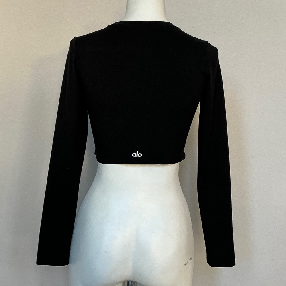 ALO Yoga Black Alosoft Crop Finesse Long Sleeve - Picture 7 of 8